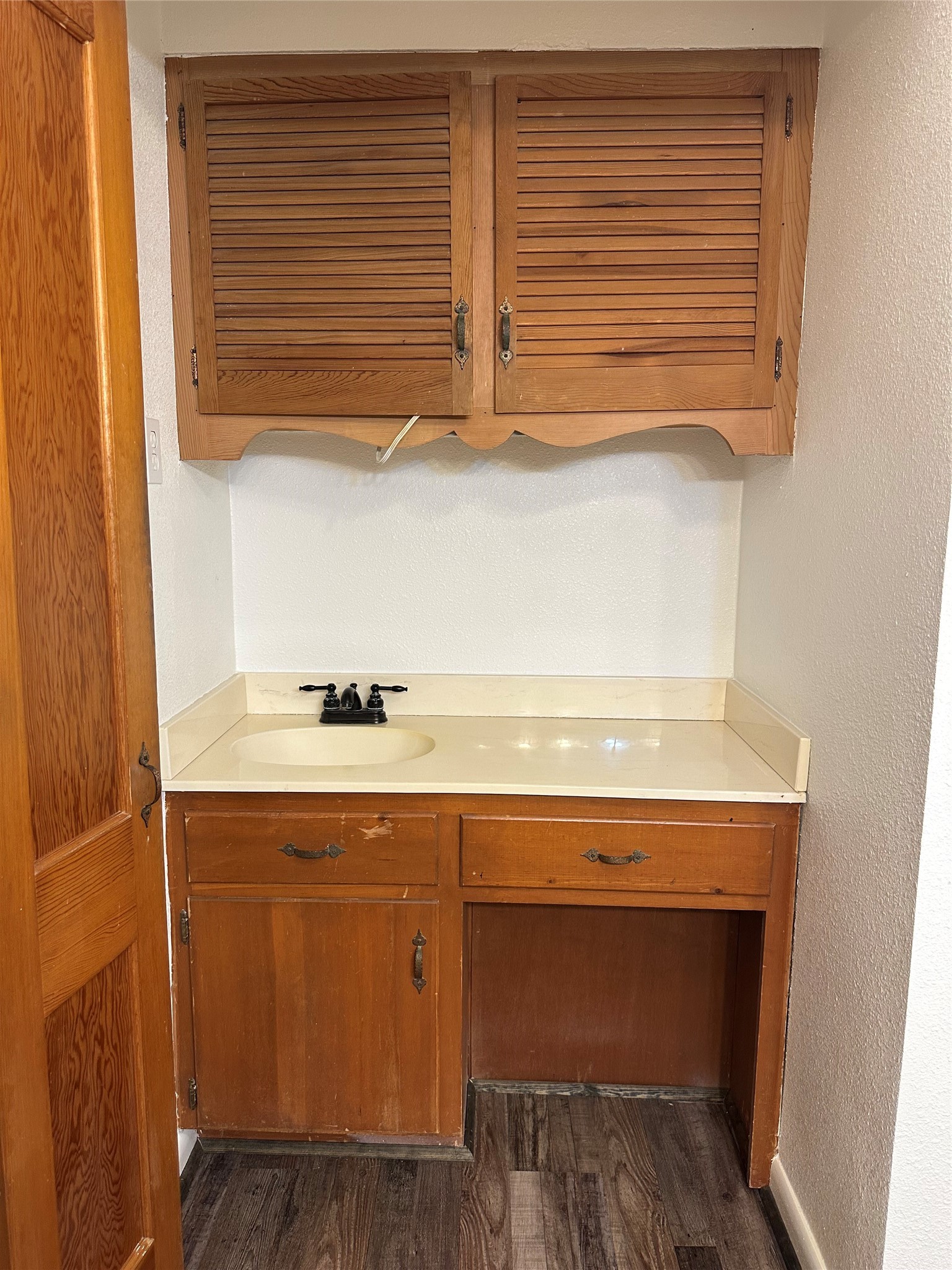 604 Harrel Avenue Bynum TX 76631