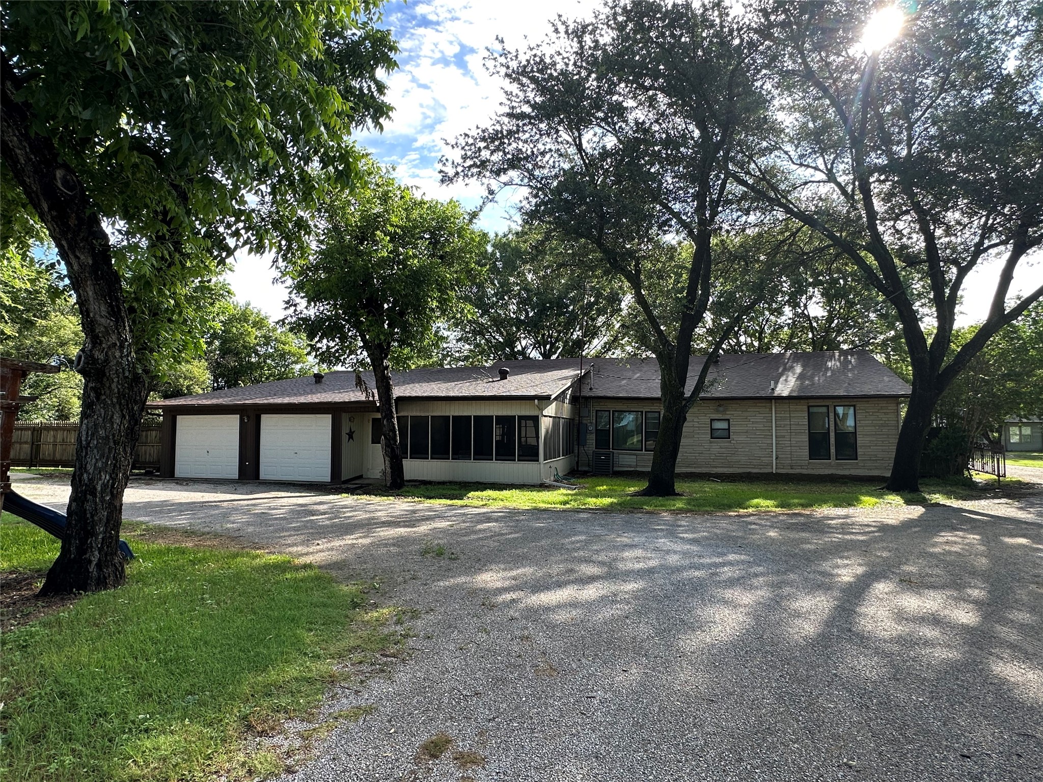 604 Harrel Avenue Bynum TX 76631