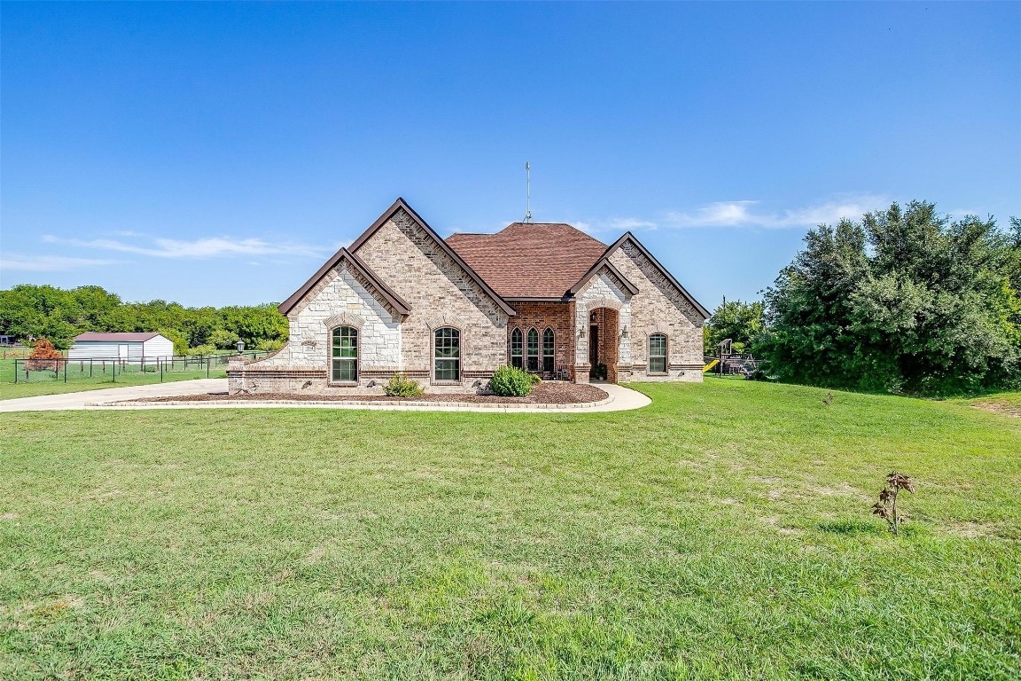 204 Cooperstown Drive Springtown TX 76082