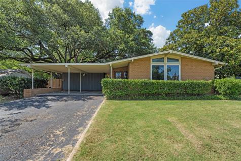 1302 E Elm Street Hillsboro TX 76645
