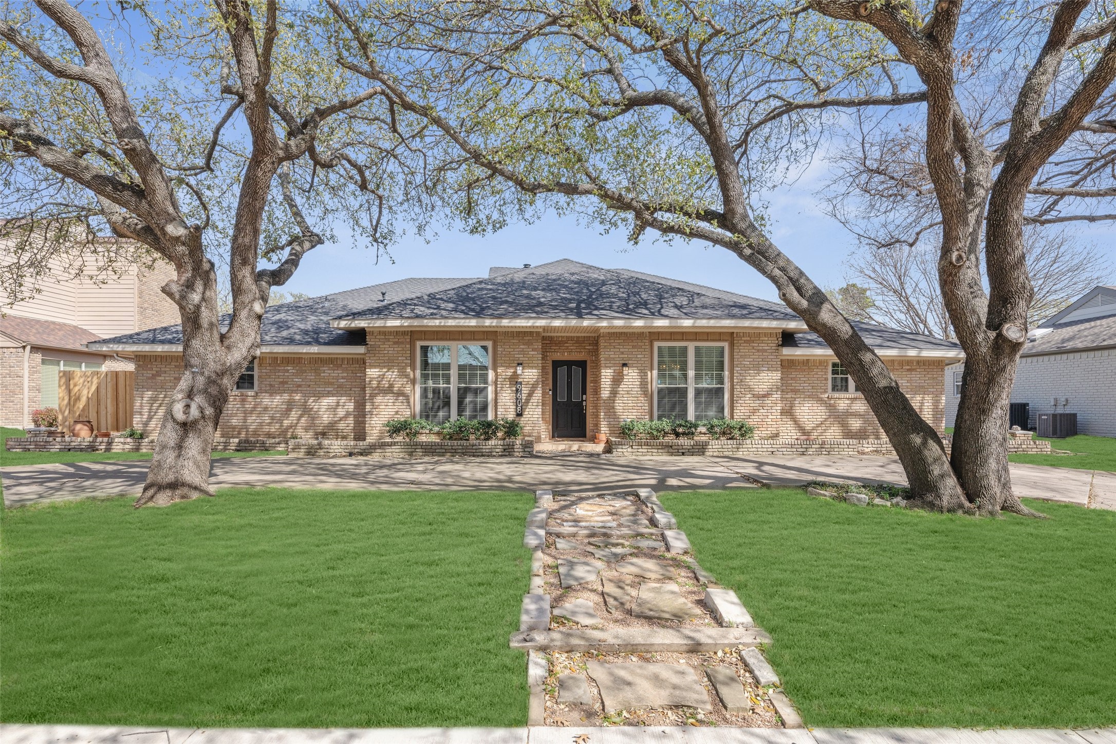 9608 Bill Browne Lane Dallas TX 75243