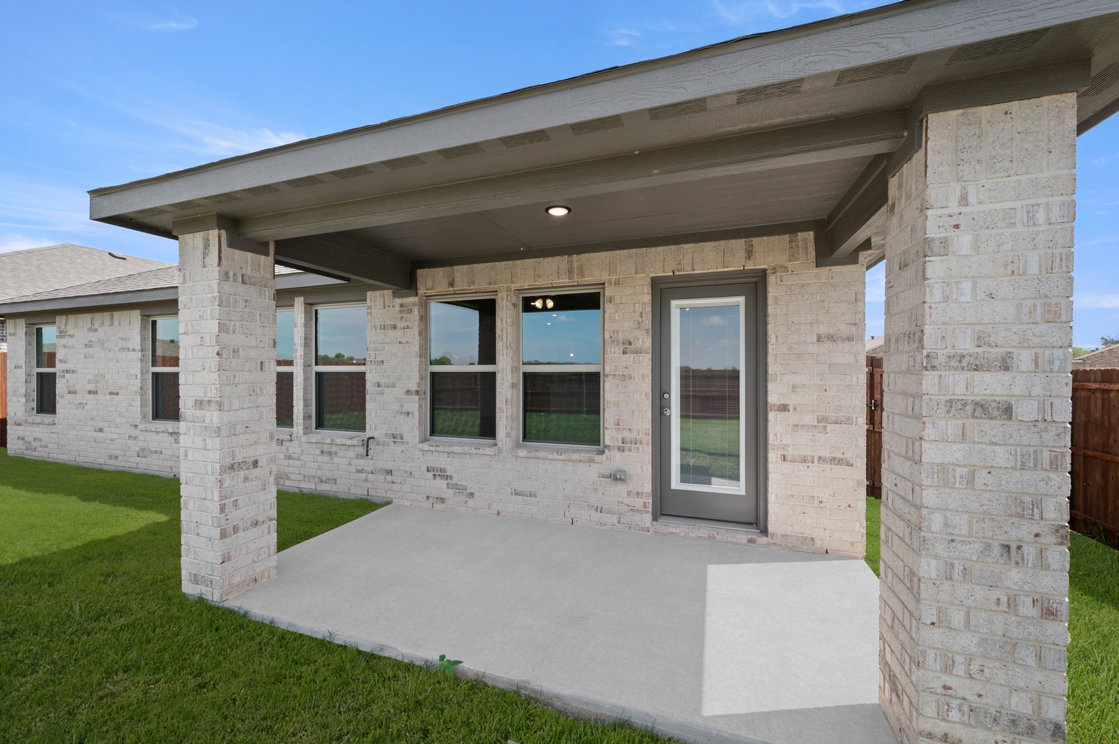 1912 Seminole Drive Cleburne TX 76033