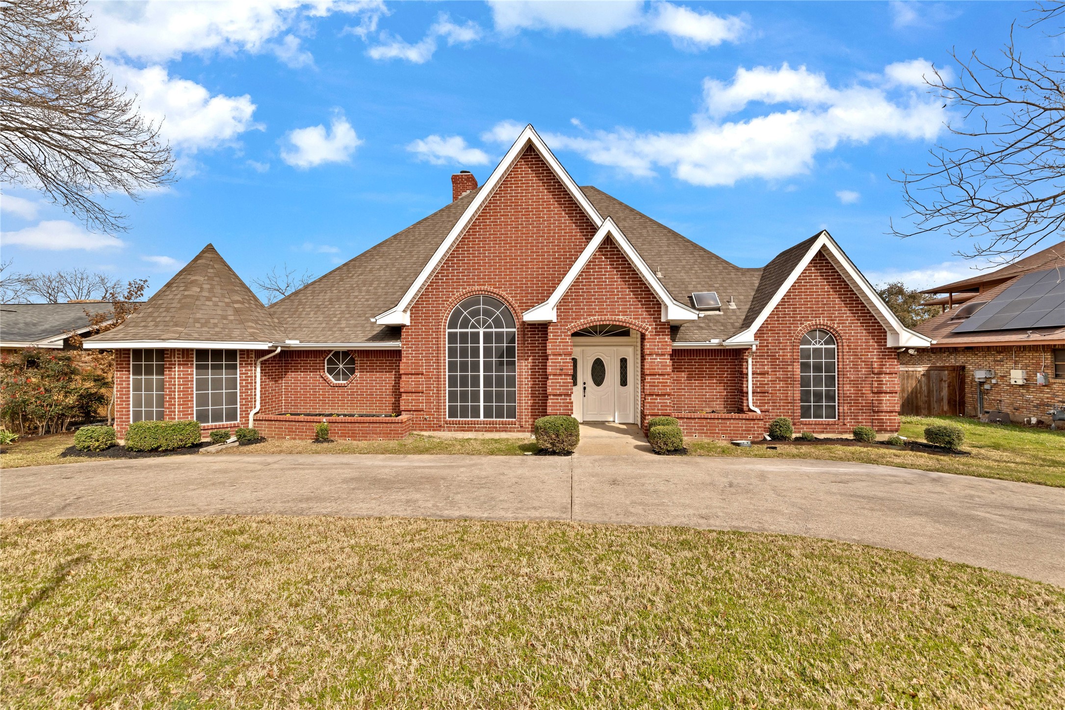 1306 British Boulevard Grand Prairie TX 75050