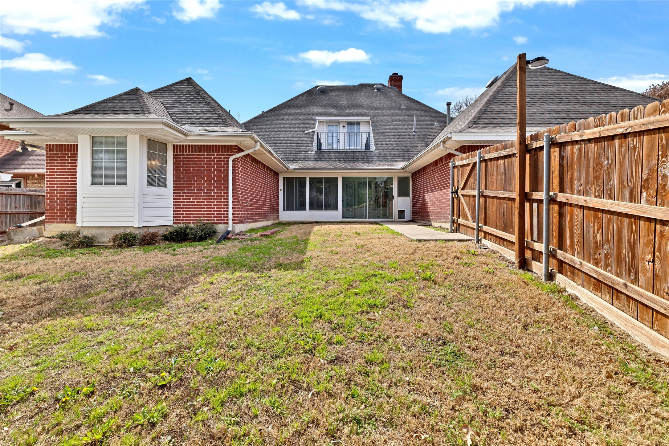 1306 British Boulevard Grand Prairie TX 75050