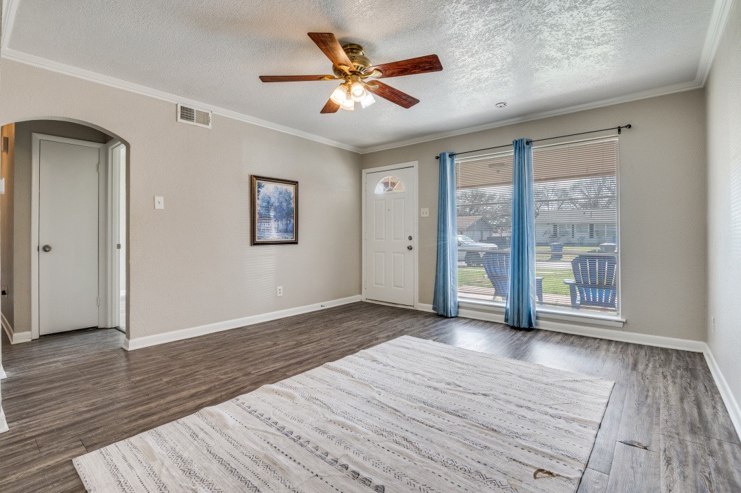 821 Goldwood Drive Dallas TX 75232