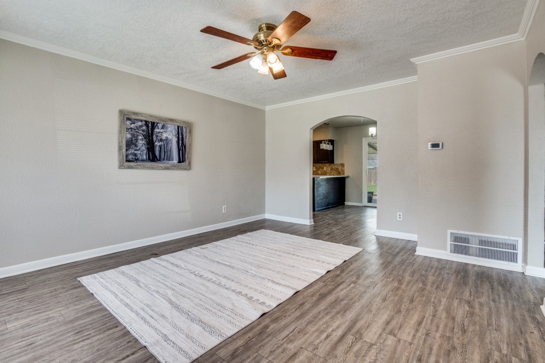 821 Goldwood Drive Dallas TX 75232