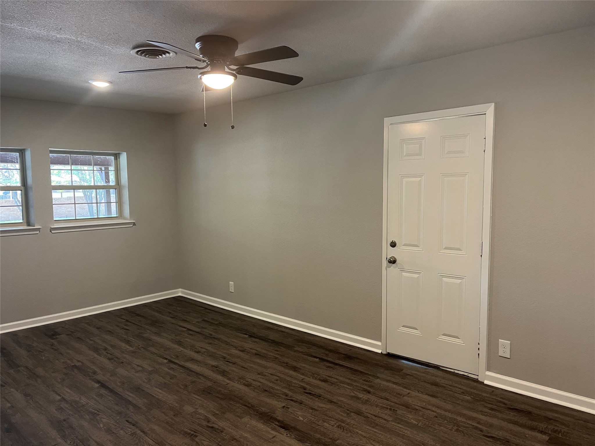 1021 Western Boulevard Arlington TX 76013