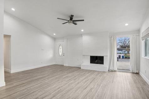 3035 Townsend Drive Dallas TX 75229
