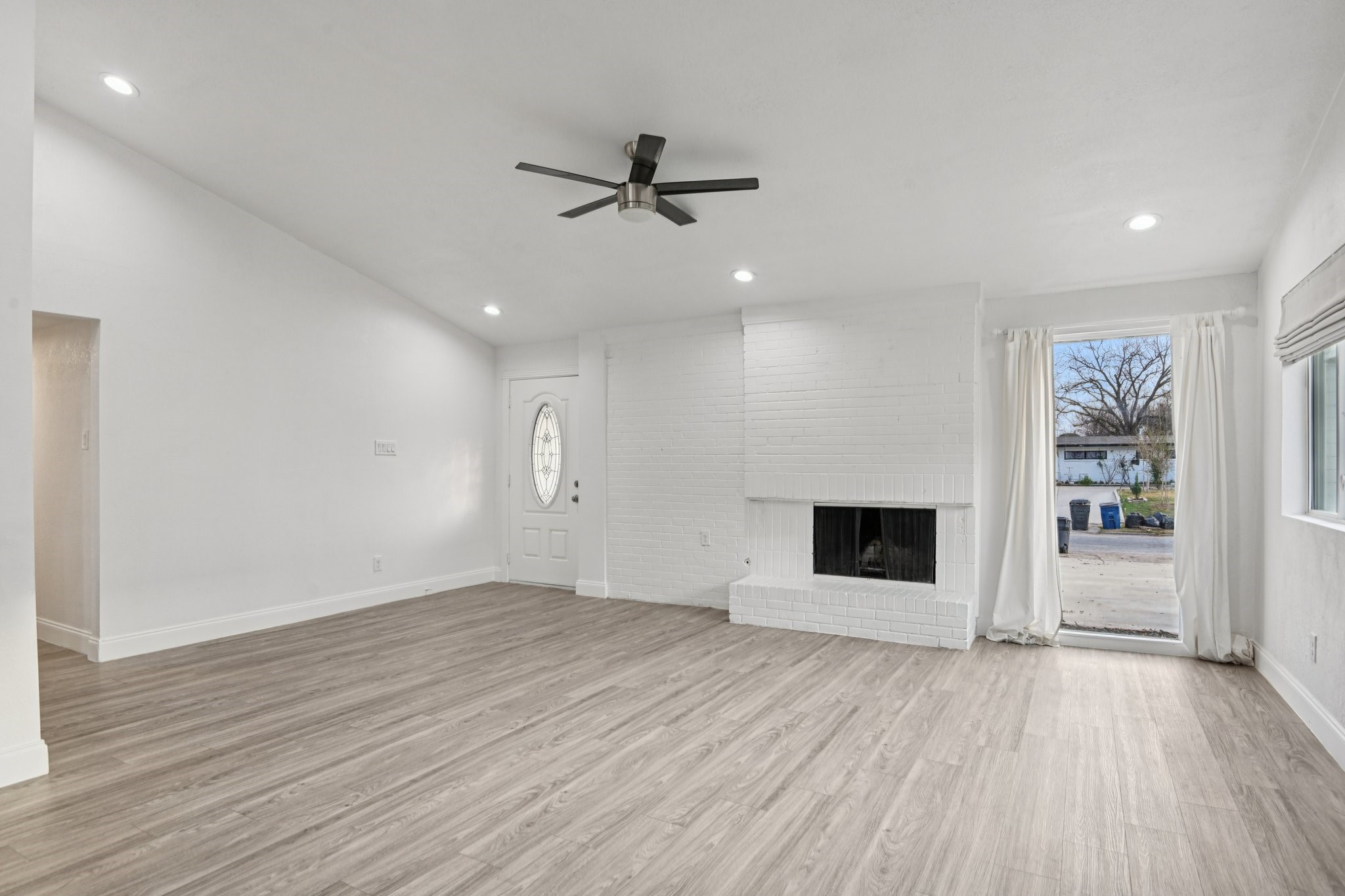 3035 Townsend Drive Dallas TX 75229