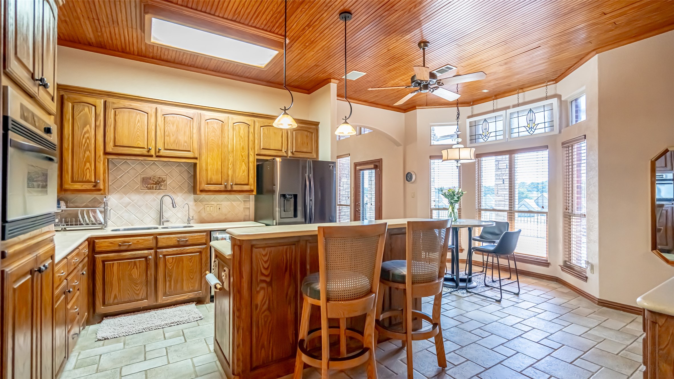 1905 Yucatan Drive Granbury TX 76048