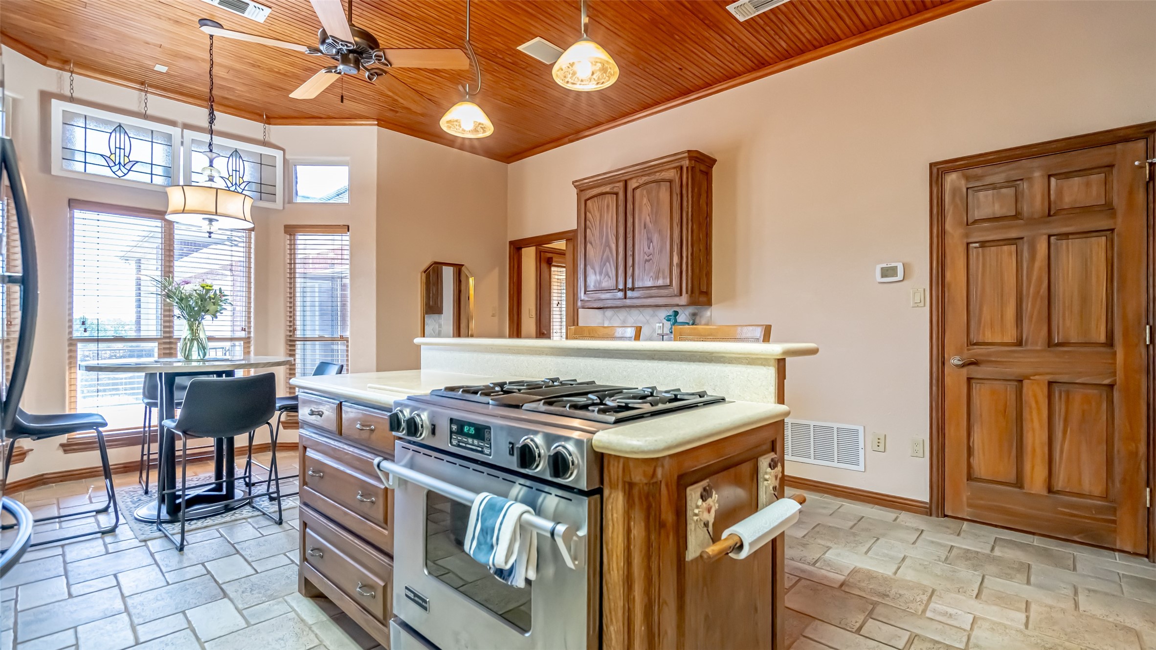 1905 Yucatan Drive Granbury TX 76048
