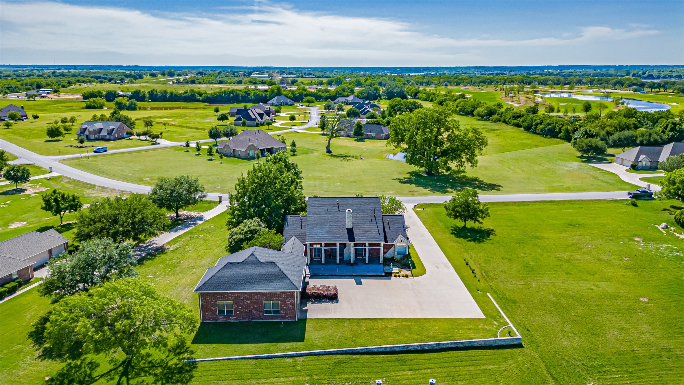 1905 Yucatan Drive Granbury TX 76048