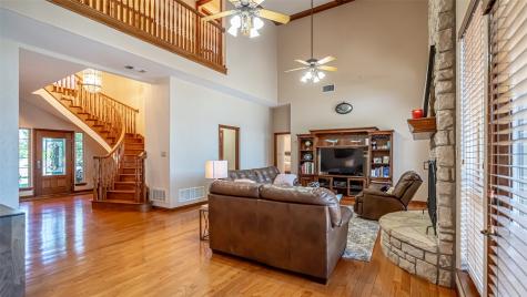 1905 Yucatan Drive Granbury TX 76048