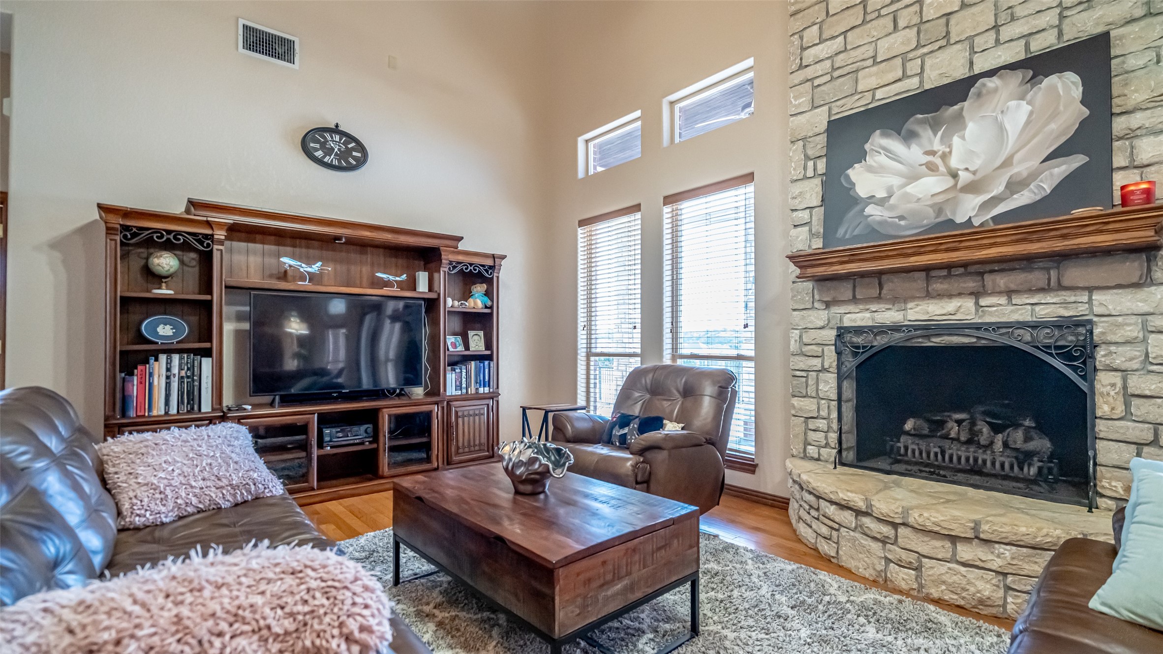 1905 Yucatan Drive Granbury TX 76048