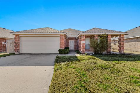 2821 Mockingbird Street Royse City TX 75189