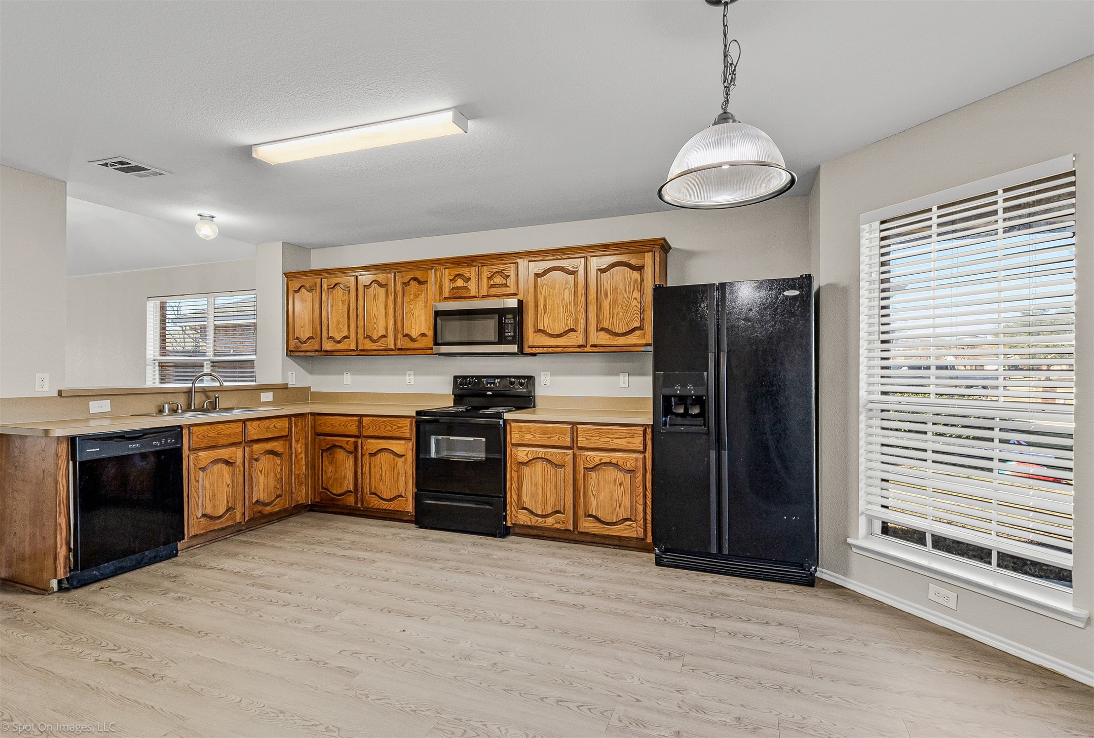 2821 Mockingbird Street Royse City TX 75189