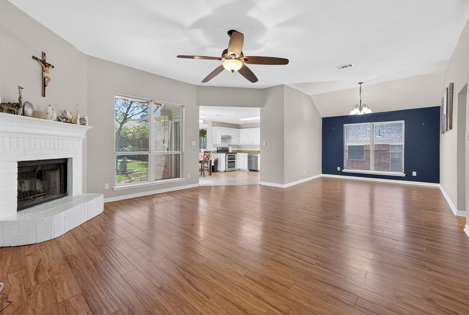 628 Dover Heights Trail Mansfield TX 76063