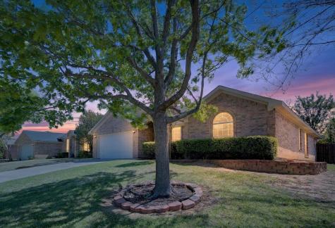 628 Dover Heights Trail Mansfield TX 76063