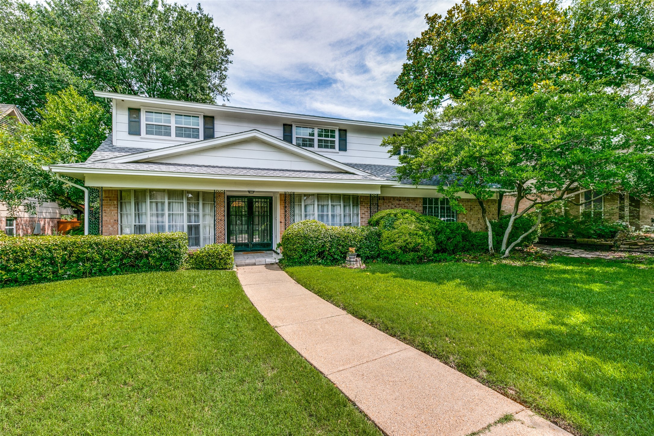 7725 La Cosa Drive Dallas TX 75248