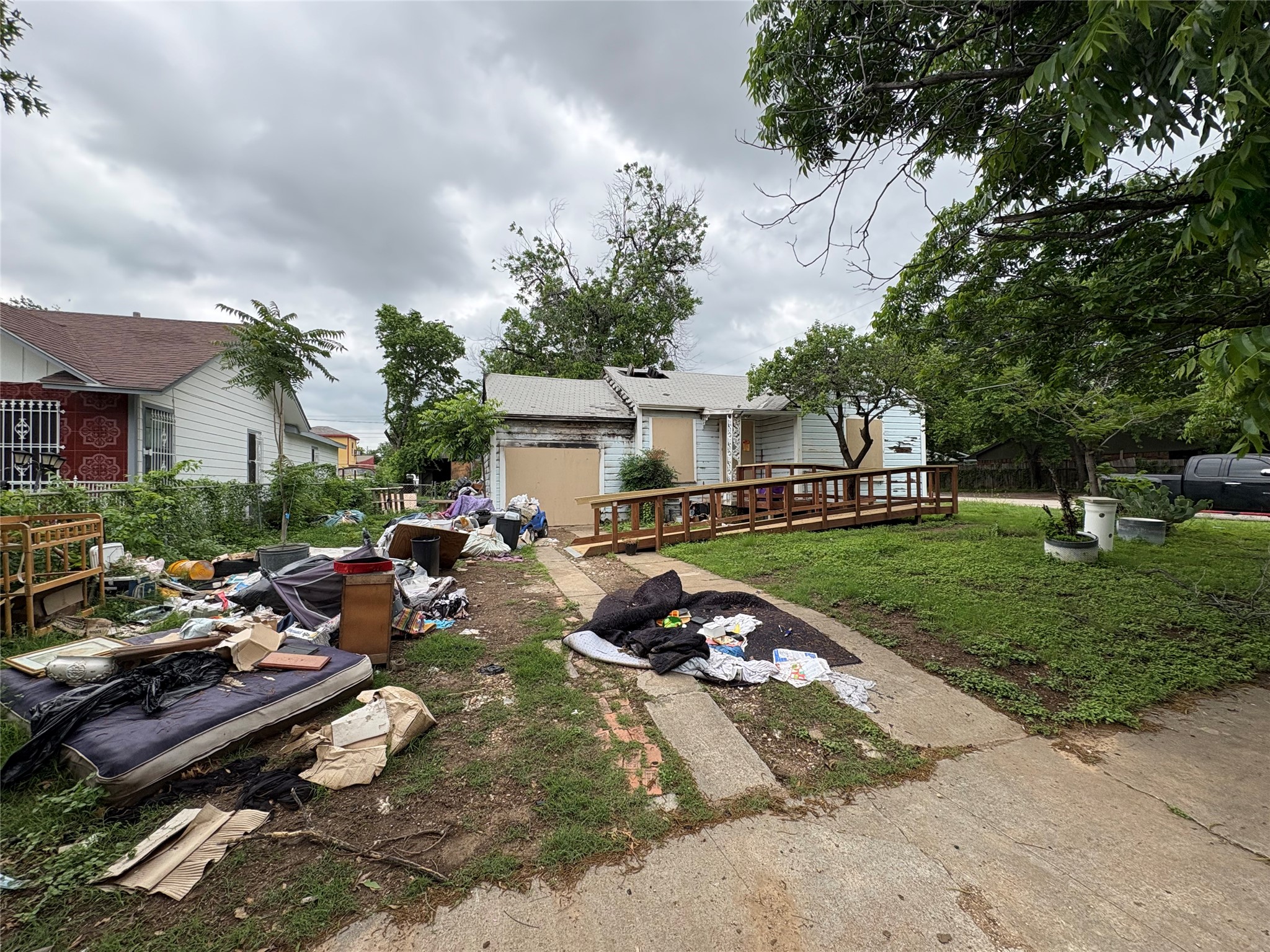 3250 Grover Avenue Fort Worth TX 76106