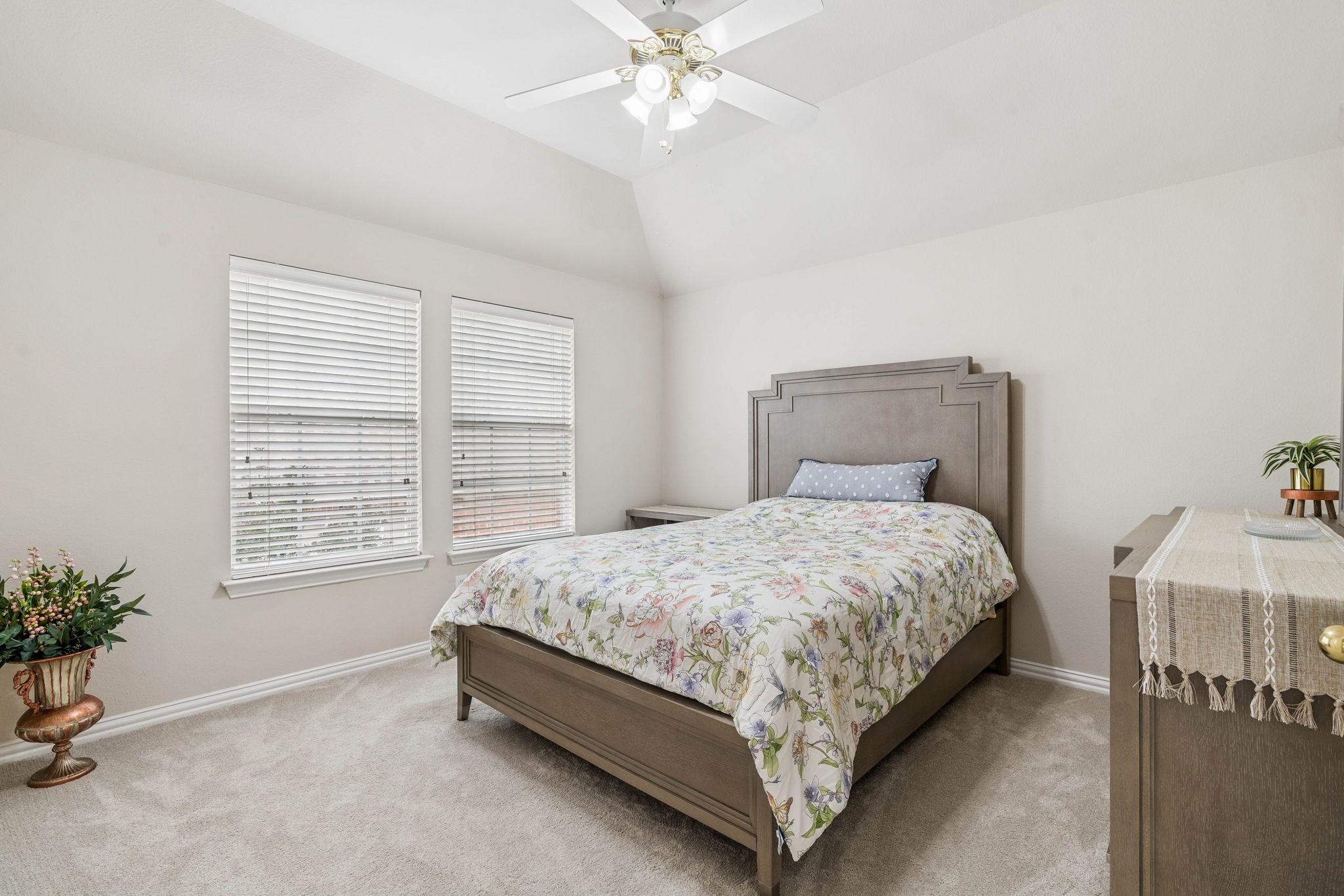 1649 Mcgee Lane Carrollton TX 75010