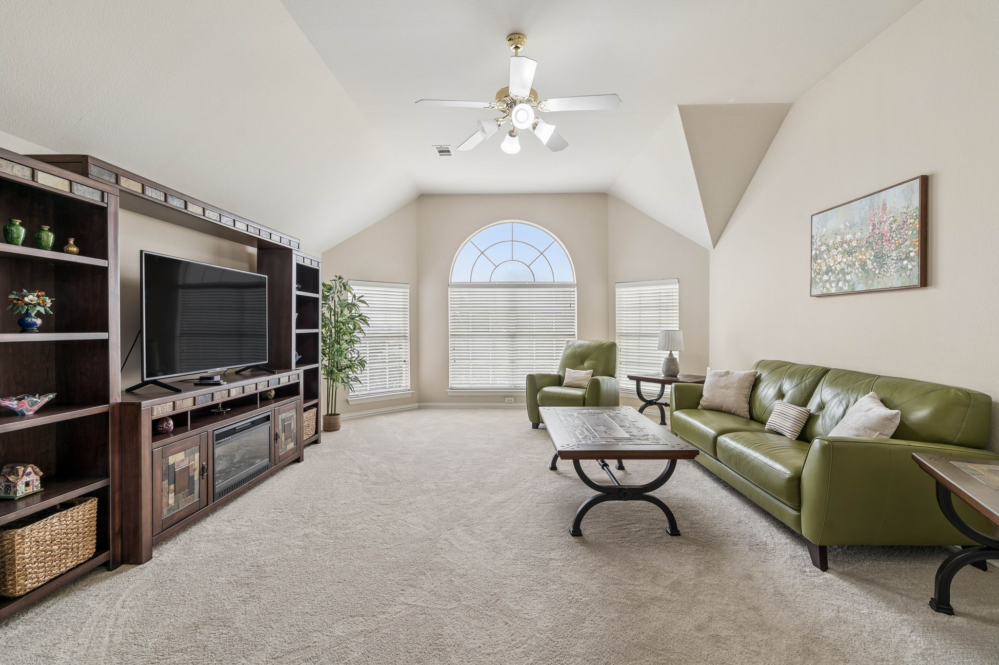 1649 Mcgee Lane Carrollton TX 75010