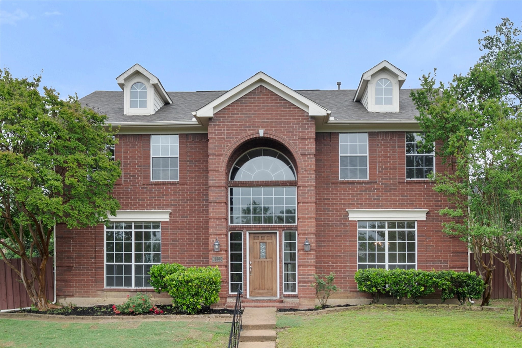 6320 Lake Bluff Drive Dallas TX 75249