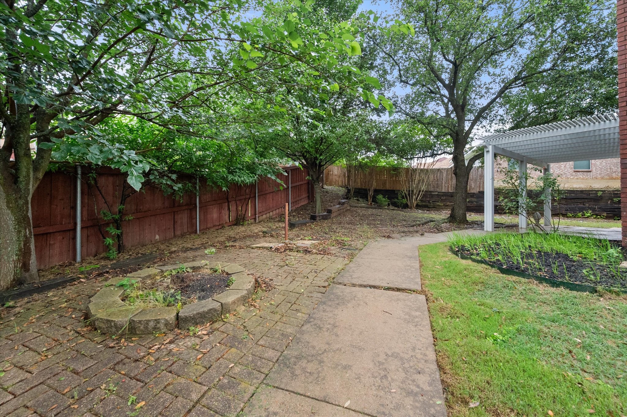 6320 Lake Bluff Drive Dallas TX 75249