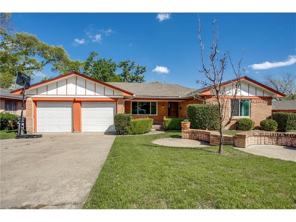 1431 Autumn Leaves Trail Dallas TX 75241
