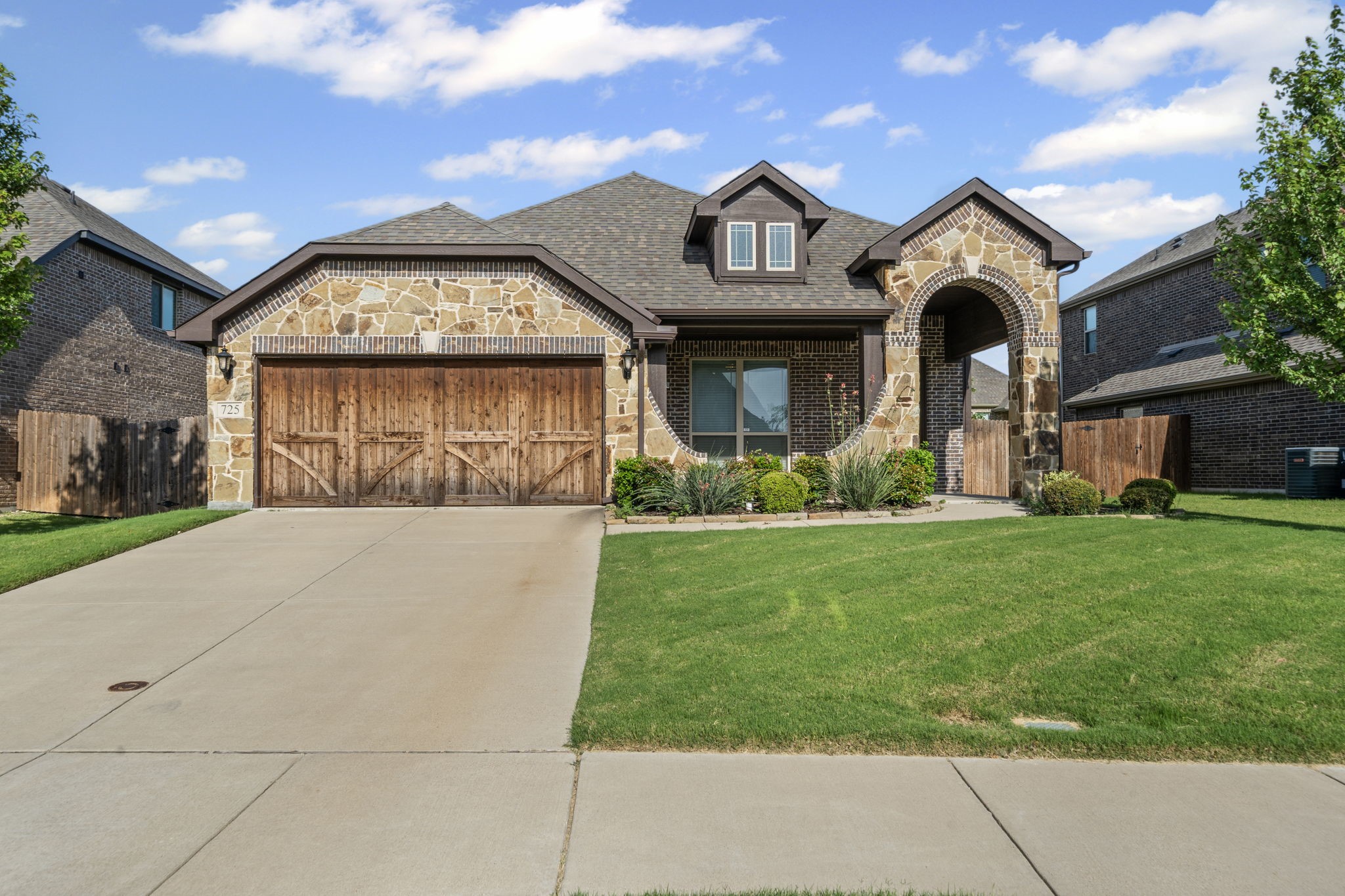 725 Salvia Court Midlothian TX 76065