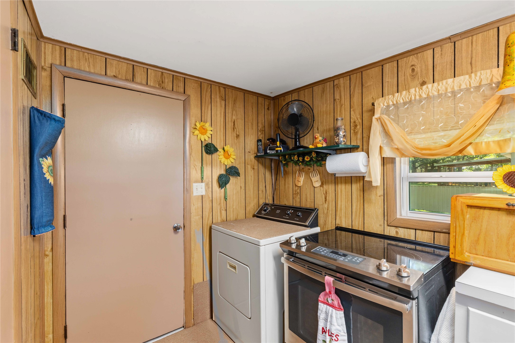 641 S Lamar Street De Leon TX 76444