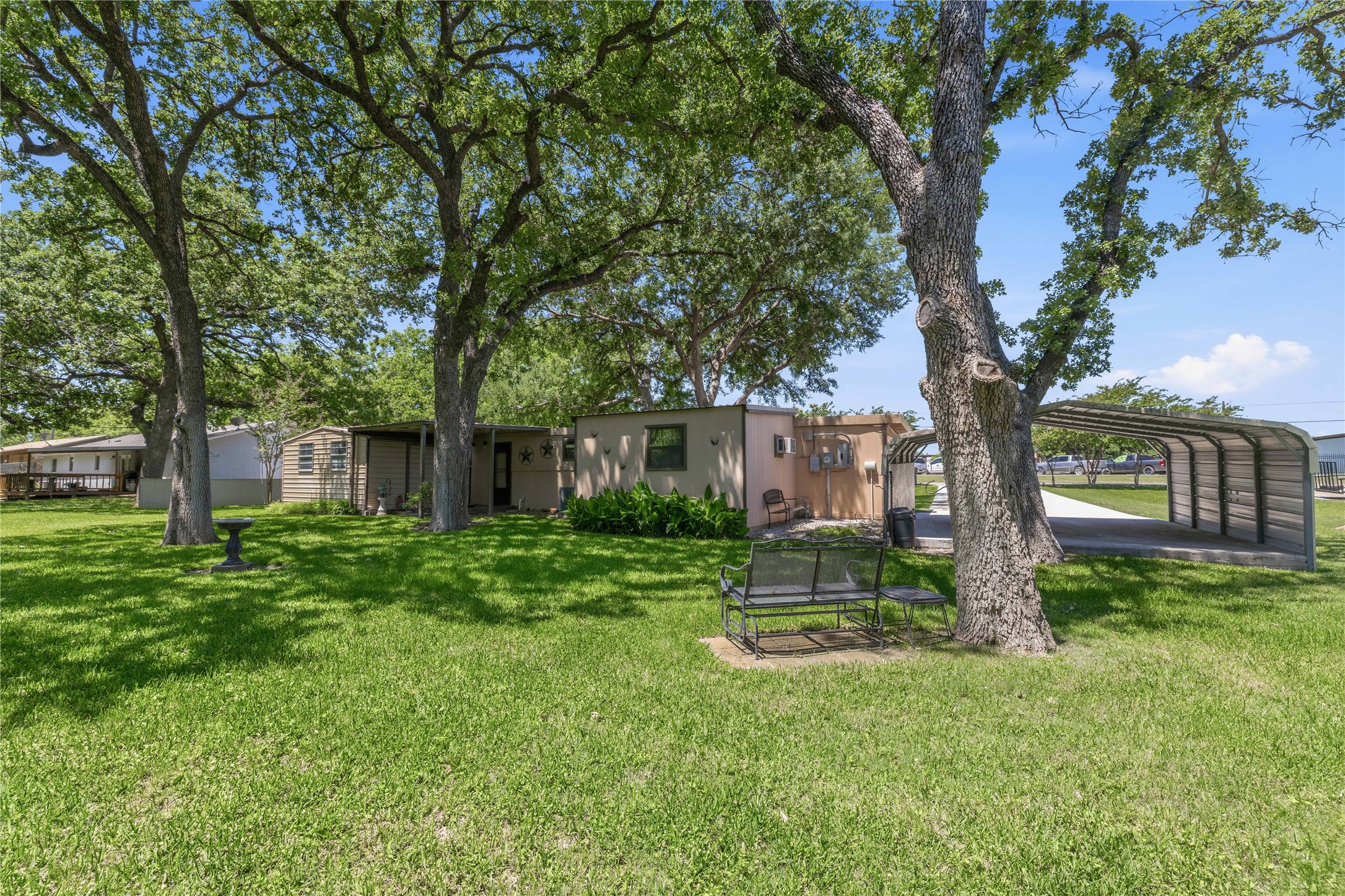 641 S Lamar Street De Leon TX 76444