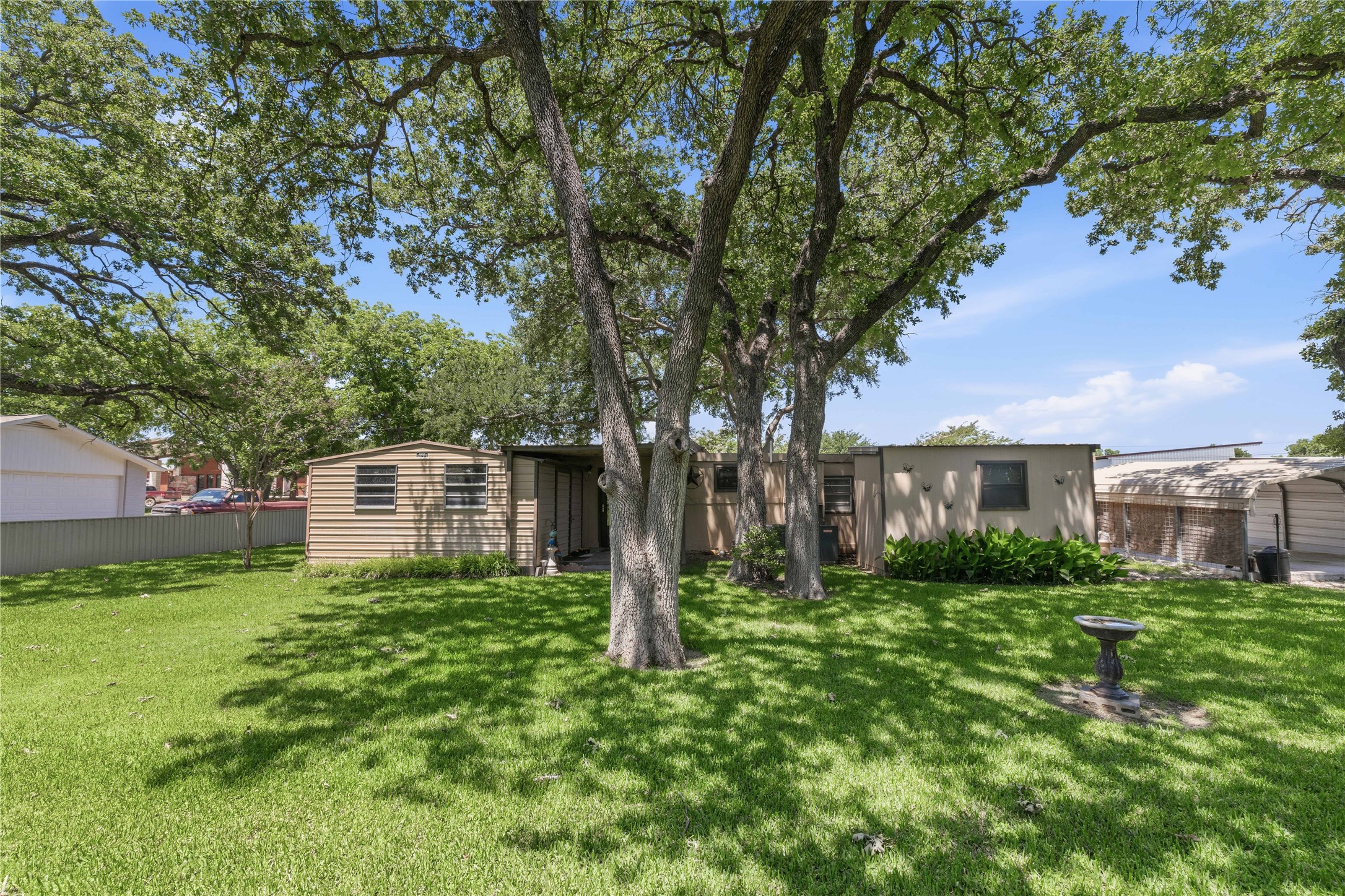 641 S Lamar Street De Leon TX 76444