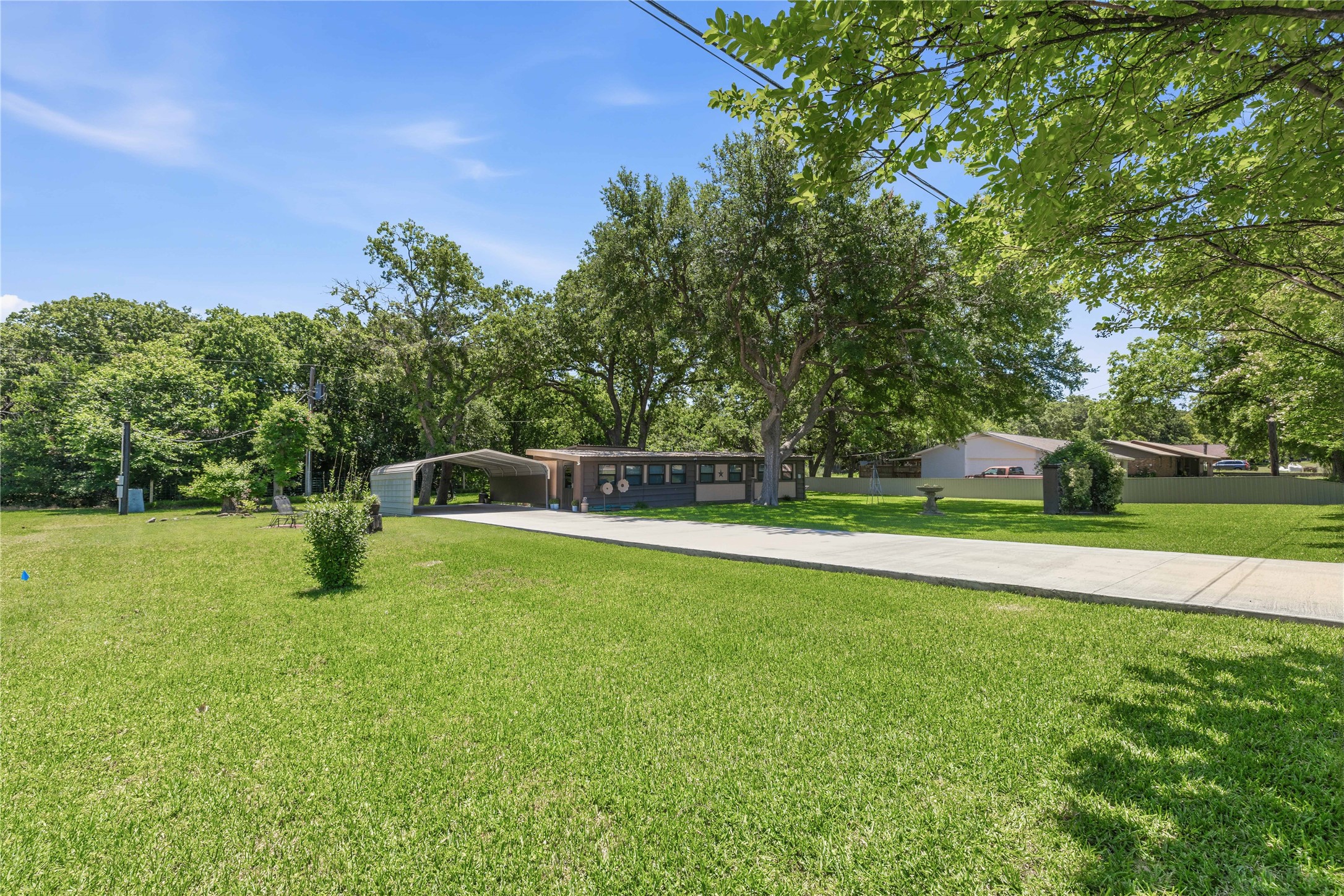 641 S Lamar Street De Leon TX 76444