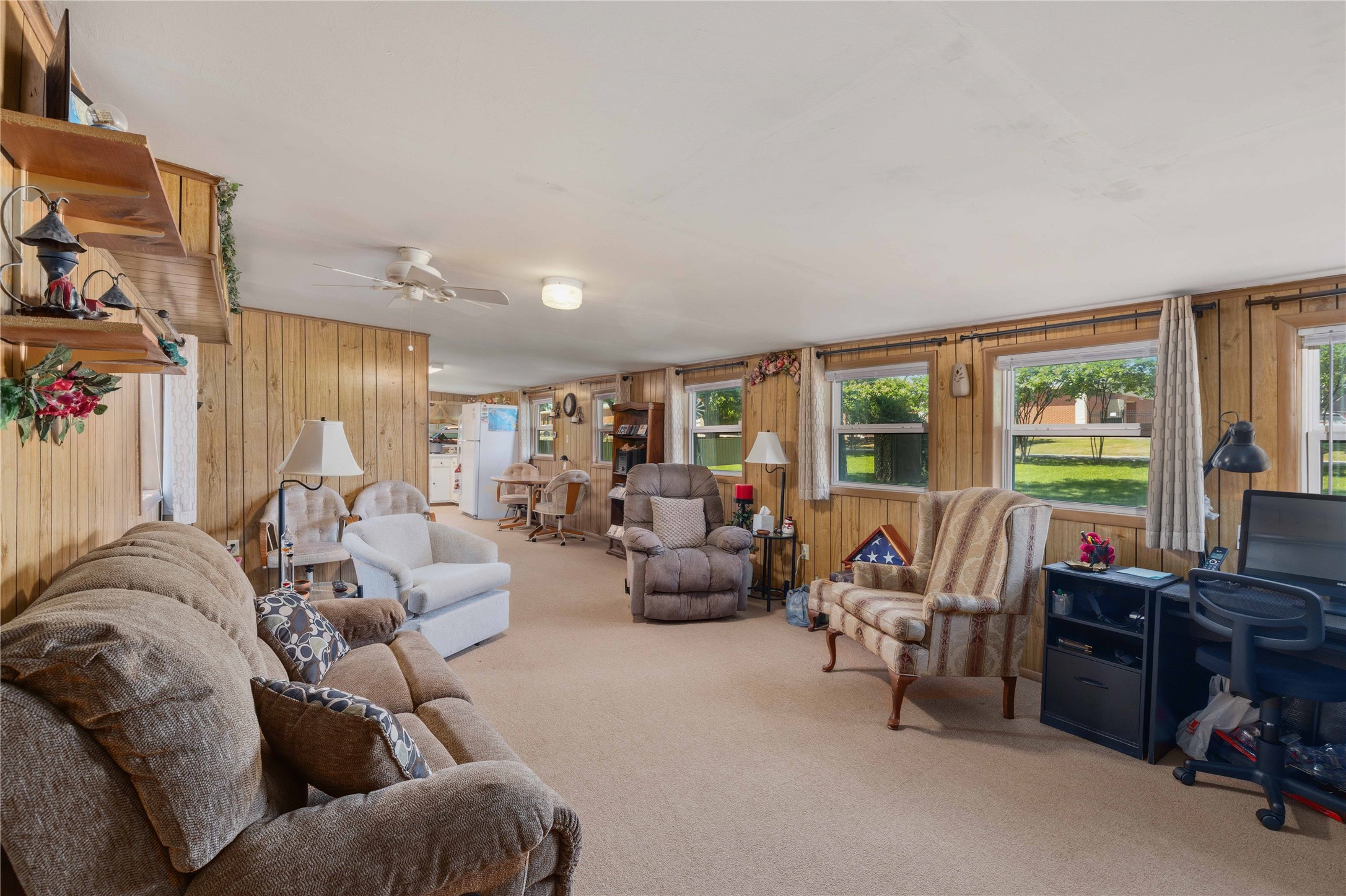 641 S Lamar Street De Leon TX 76444