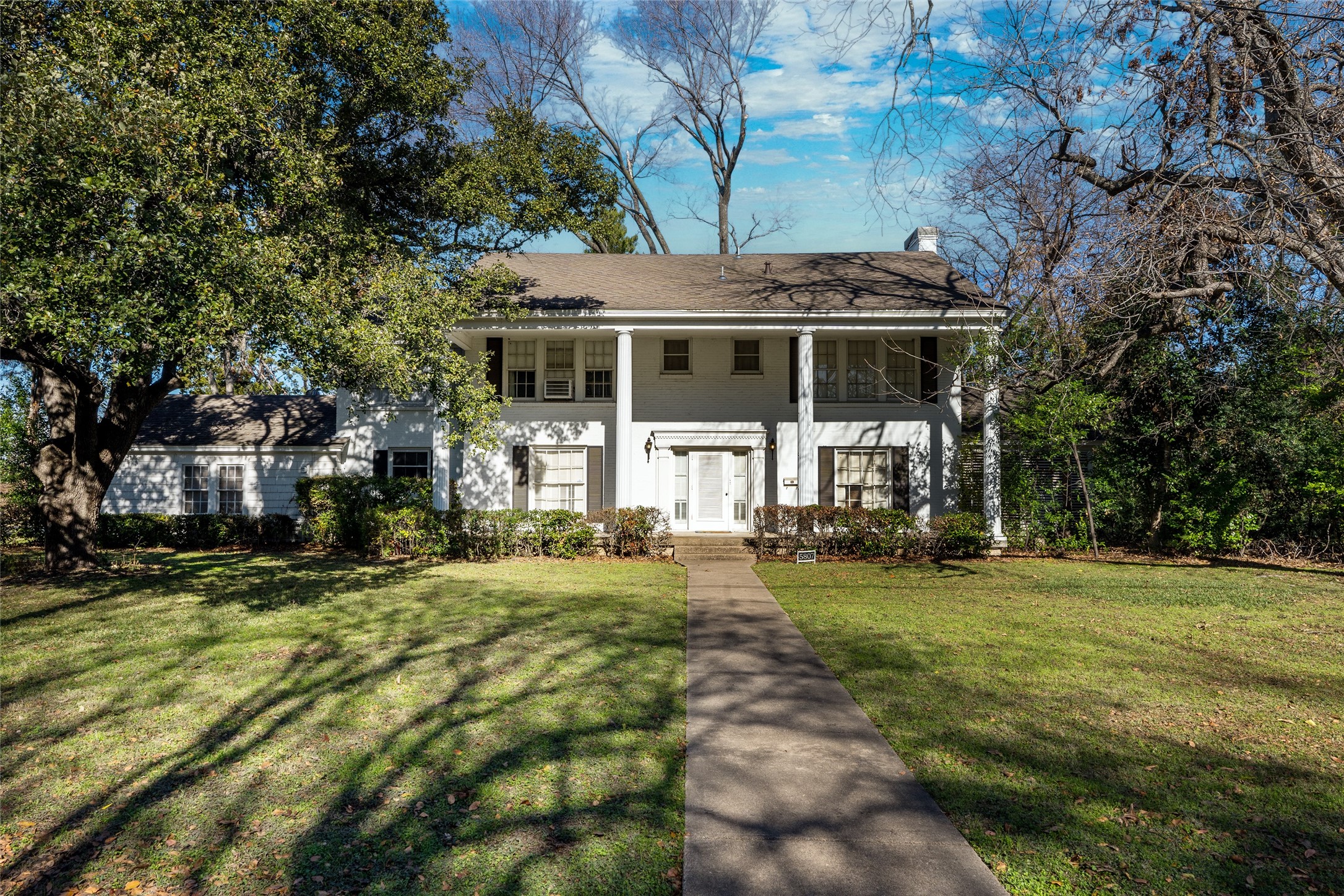 5807 Lupton Drive Dallas TX 75225