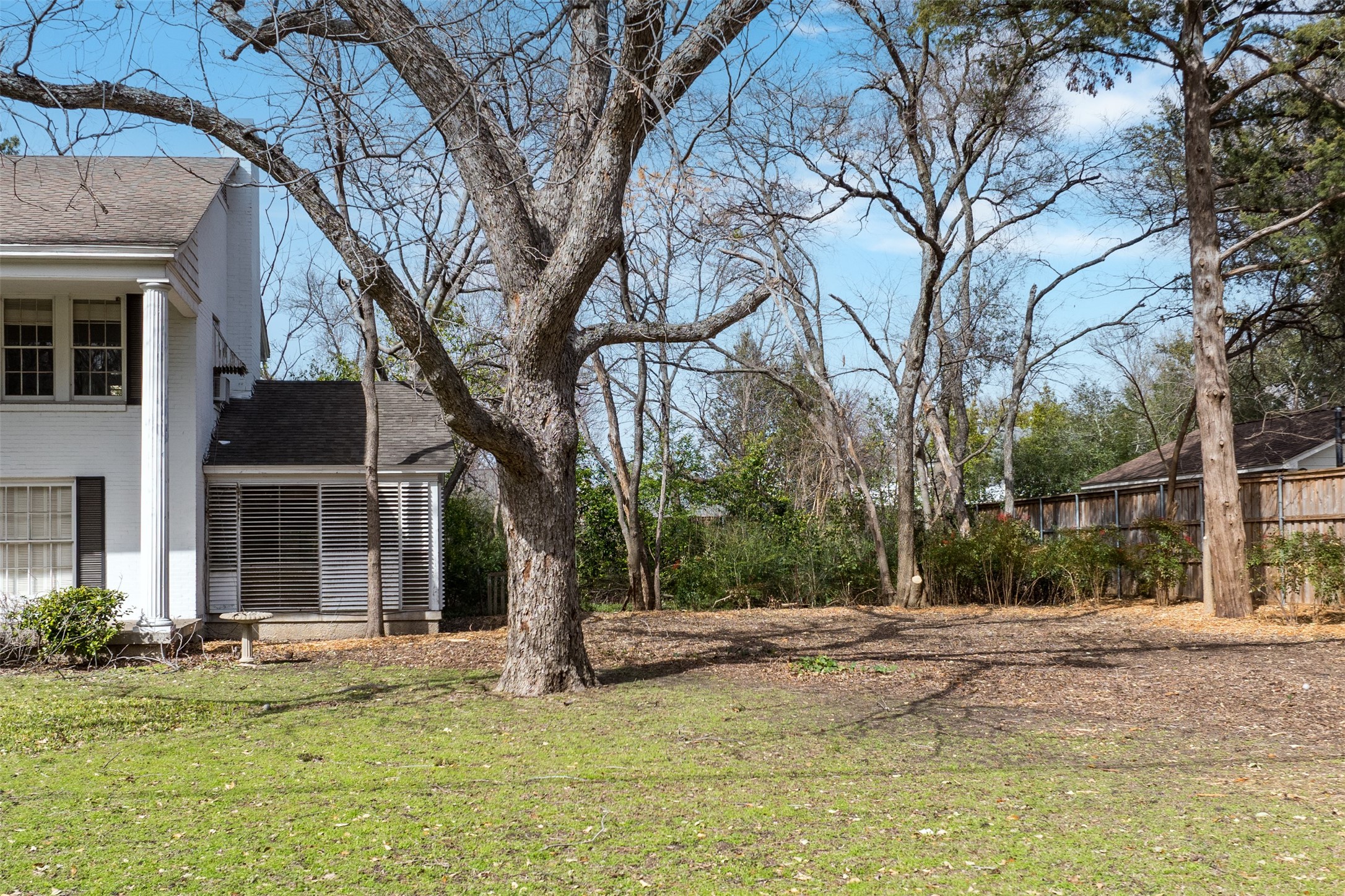 5807 Lupton Drive Dallas TX 75225