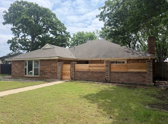 2109 Oakmeadow Street Bedford TX 76021