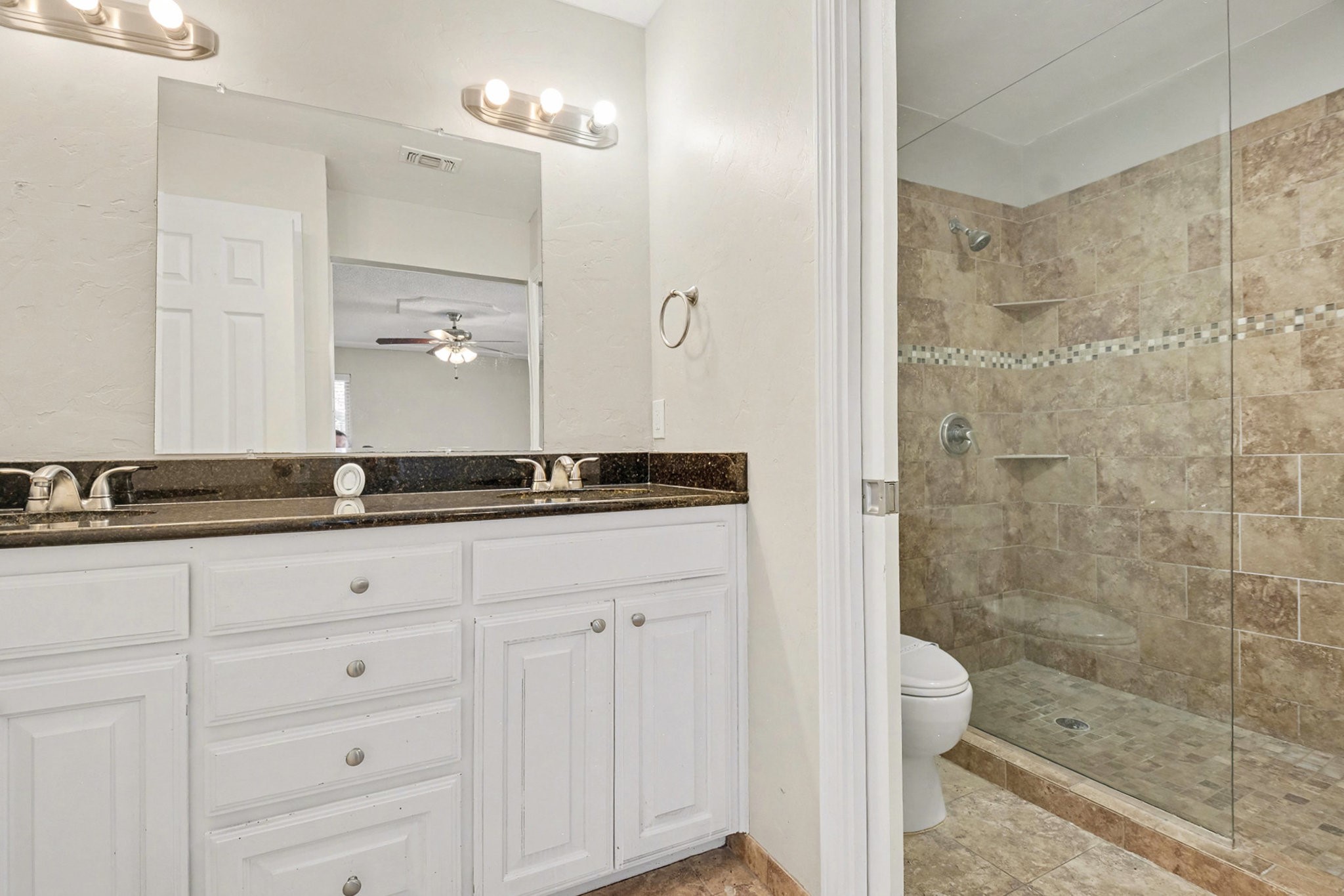 2109 Oakmeadow Street Bedford TX 76021