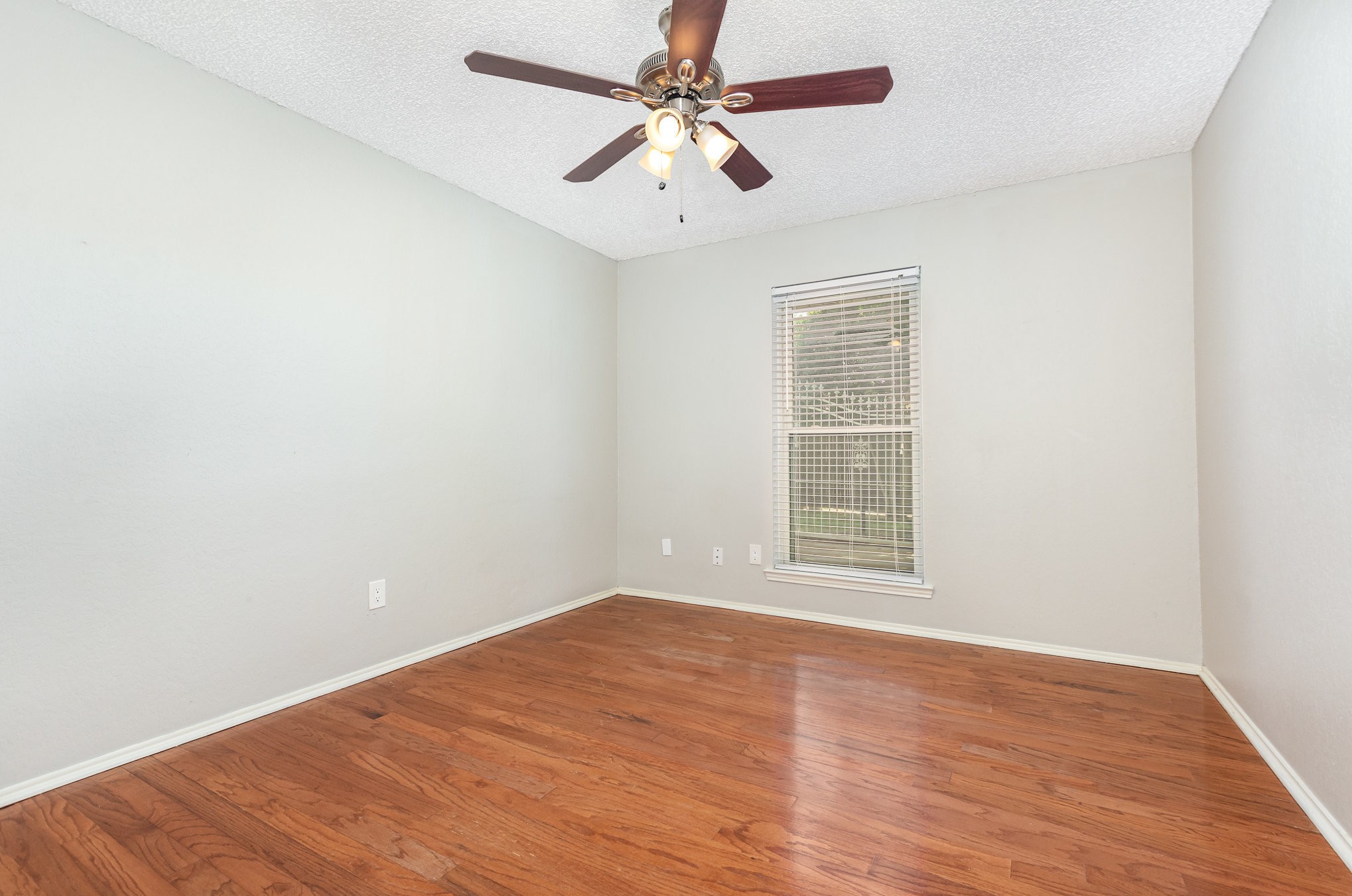 2109 Oakmeadow Street Bedford TX 76021