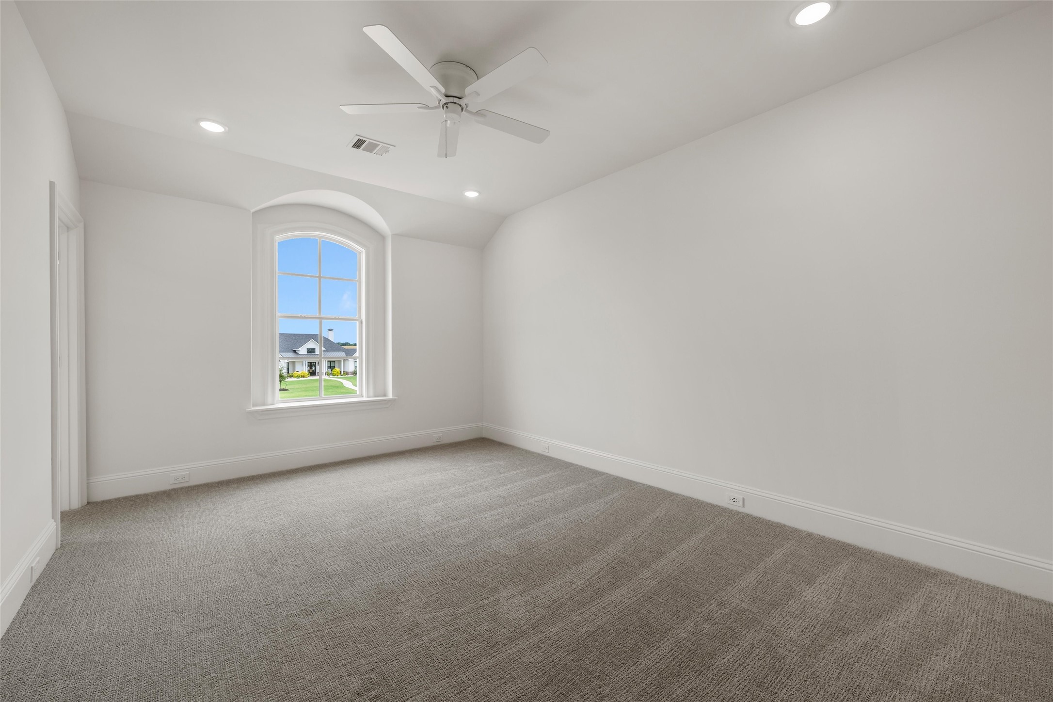 1012 Roses Run Mcgregor TX 76657