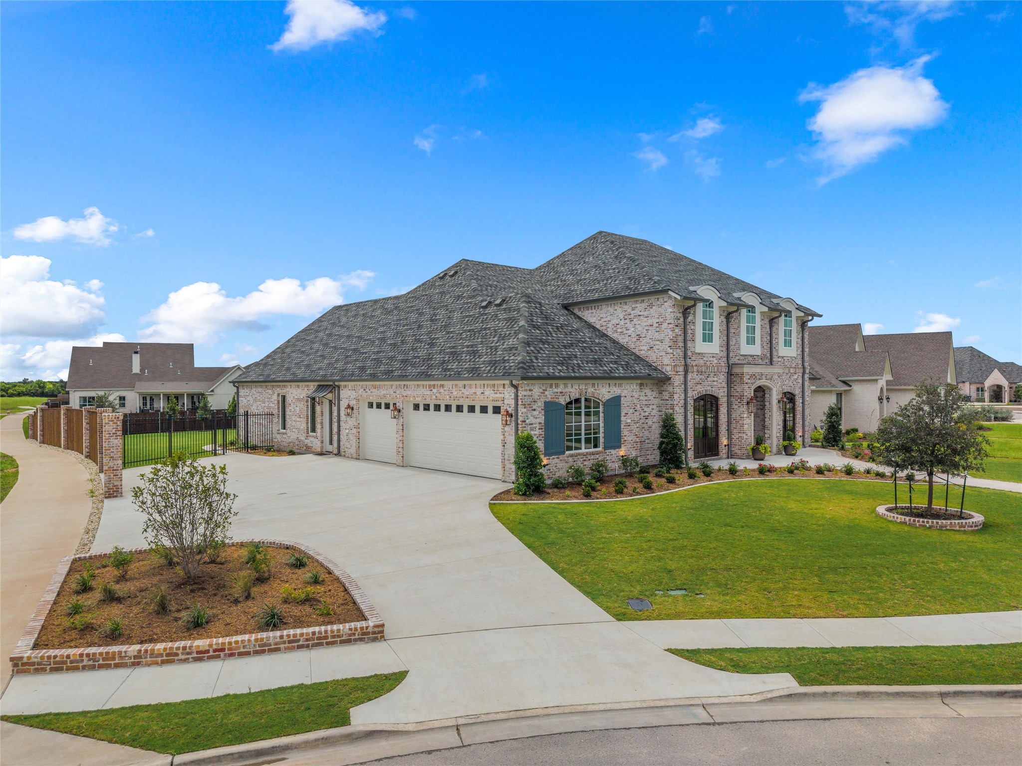 1012 Roses Run Mcgregor TX 76657