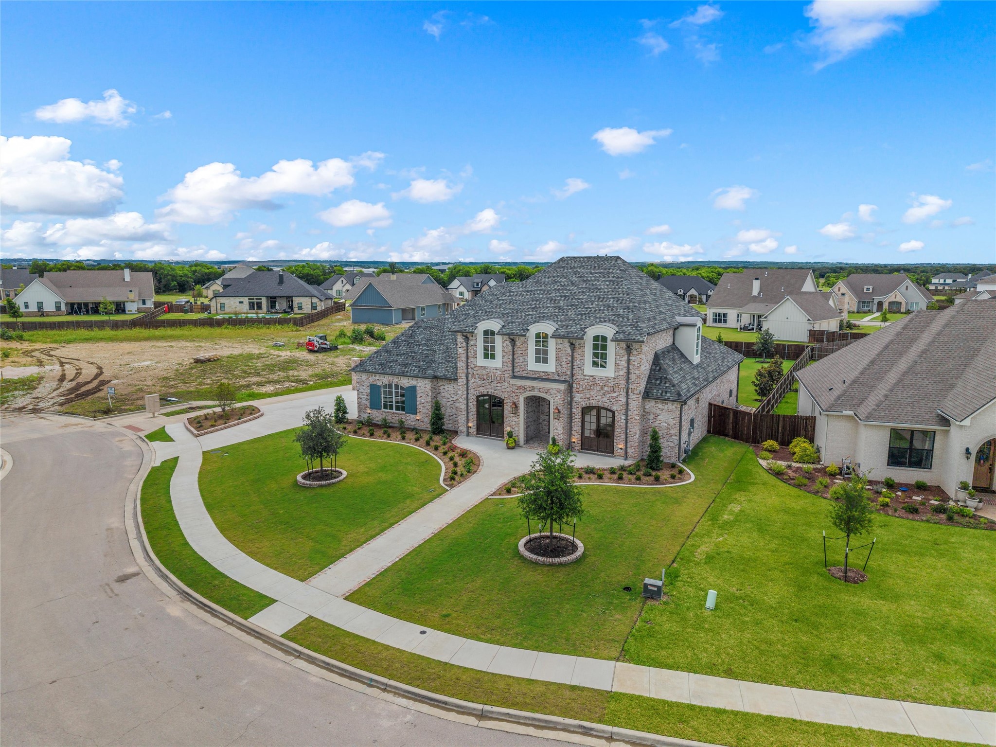 1012 Roses Run Mcgregor TX 76657