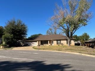 902 Chestnut Oak Court Euless TX 76039