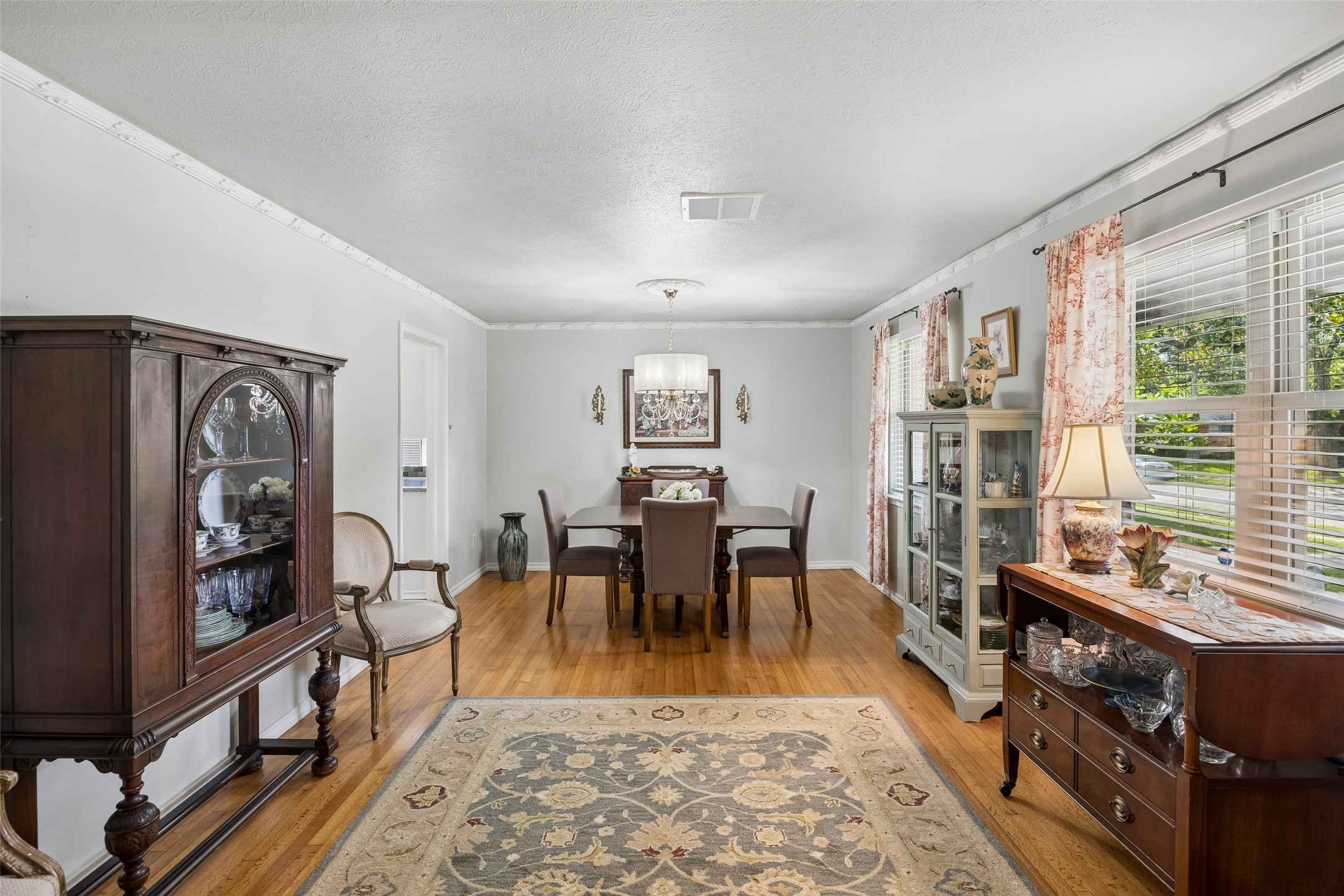 8446 Sweetwood Drive Dallas TX 75228