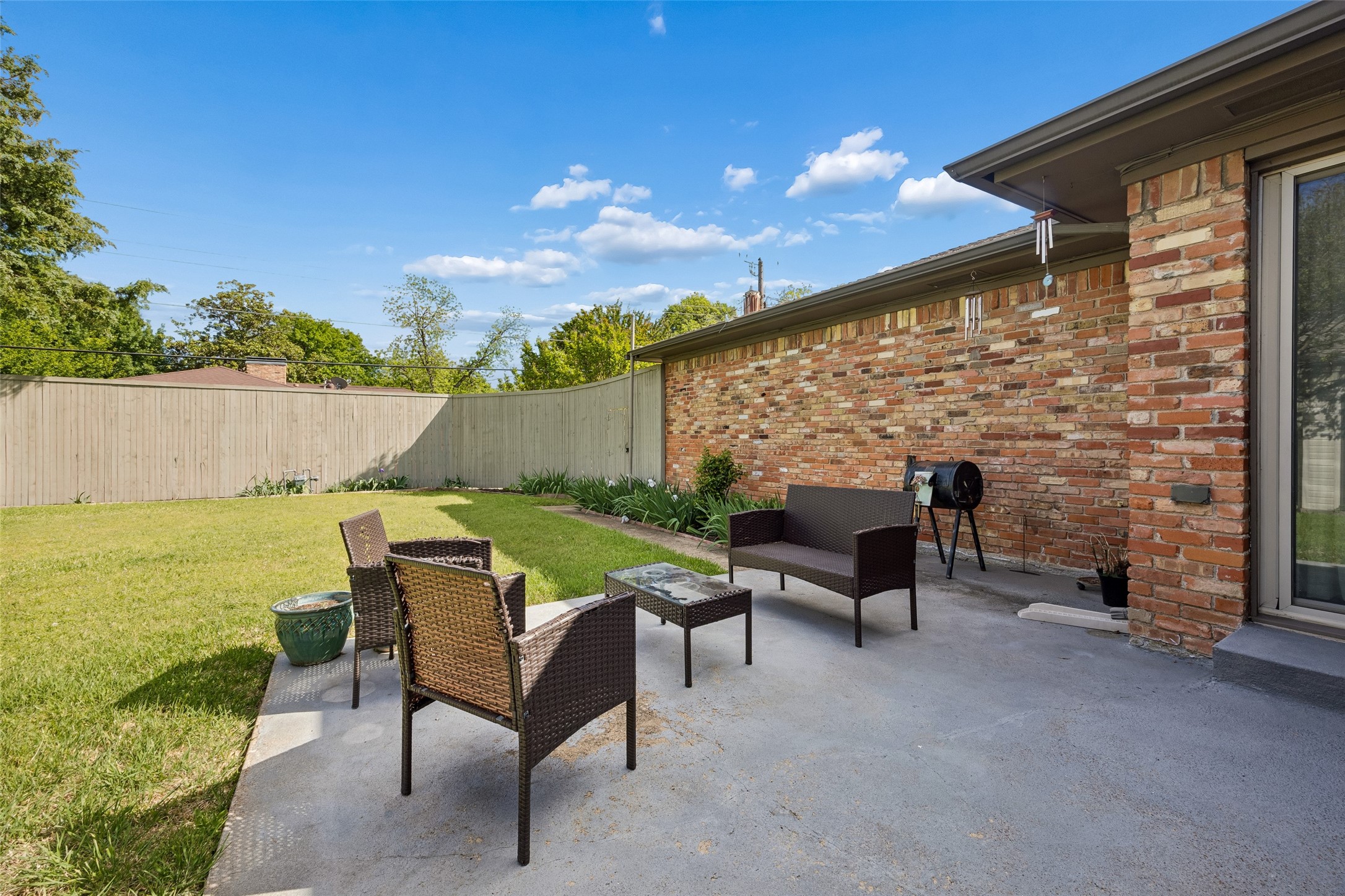 8446 Sweetwood Drive Dallas TX 75228