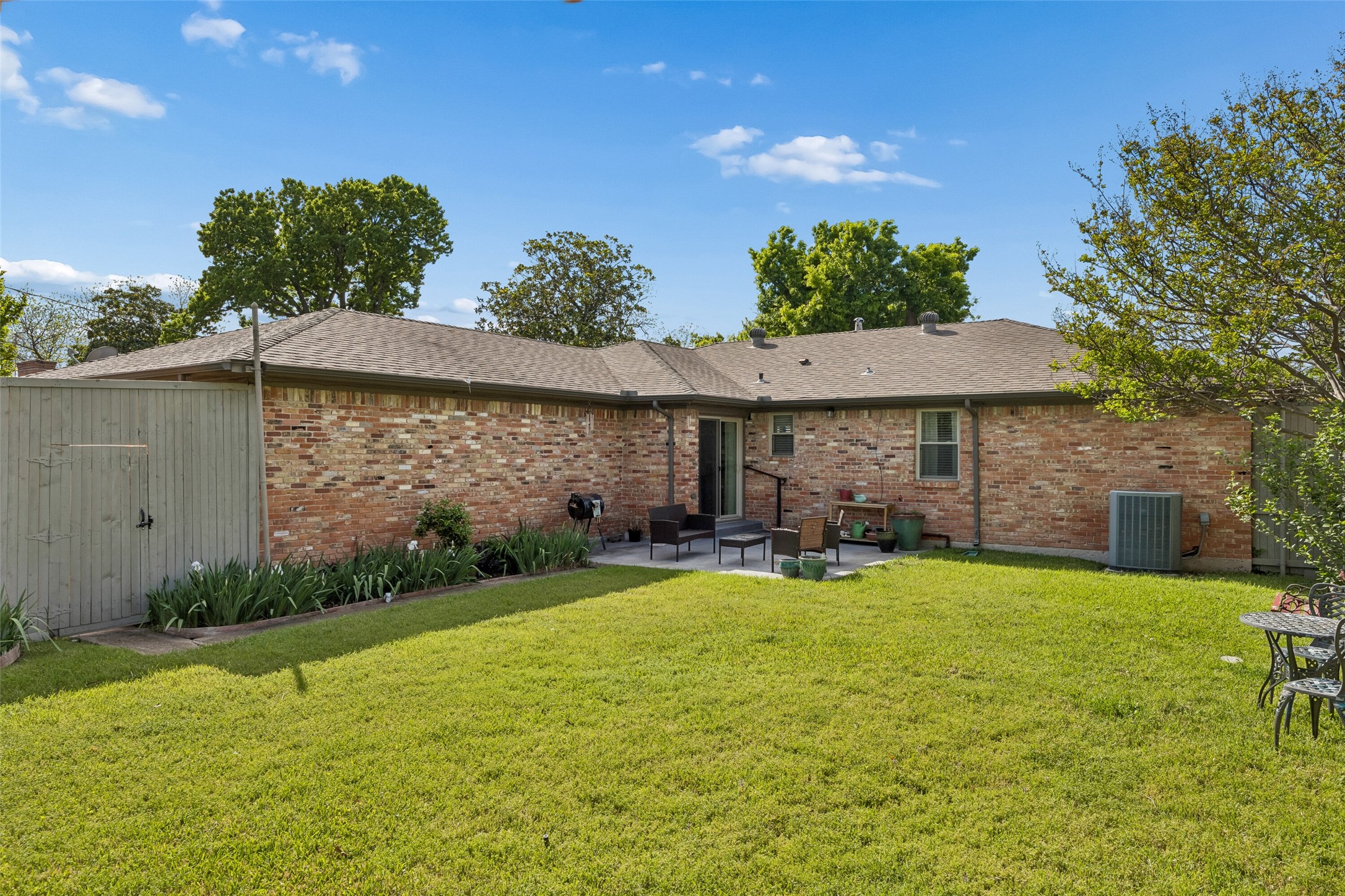8446 Sweetwood Drive Dallas TX 75228