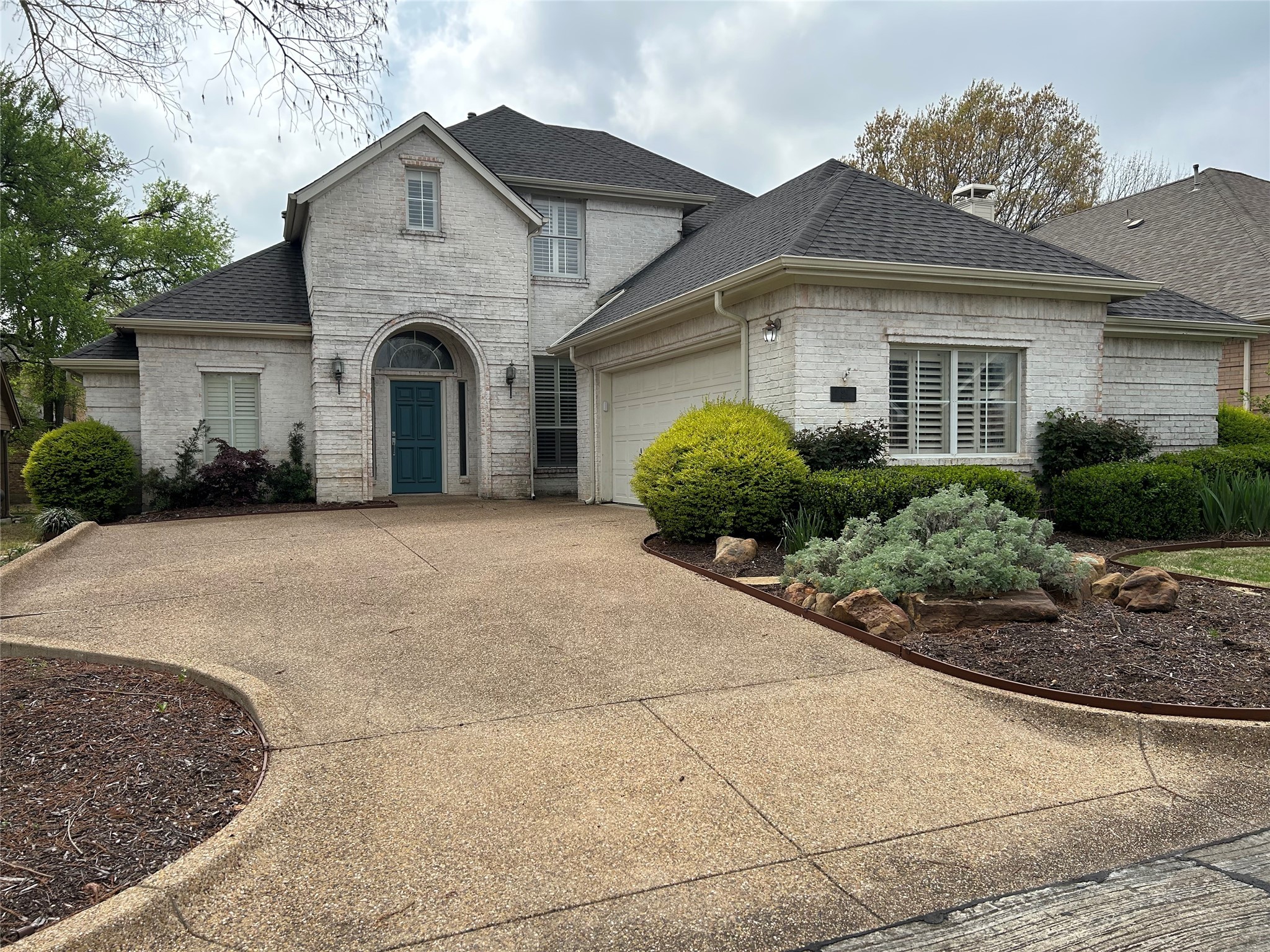2 Winding Creek Trail Garland TX 75043