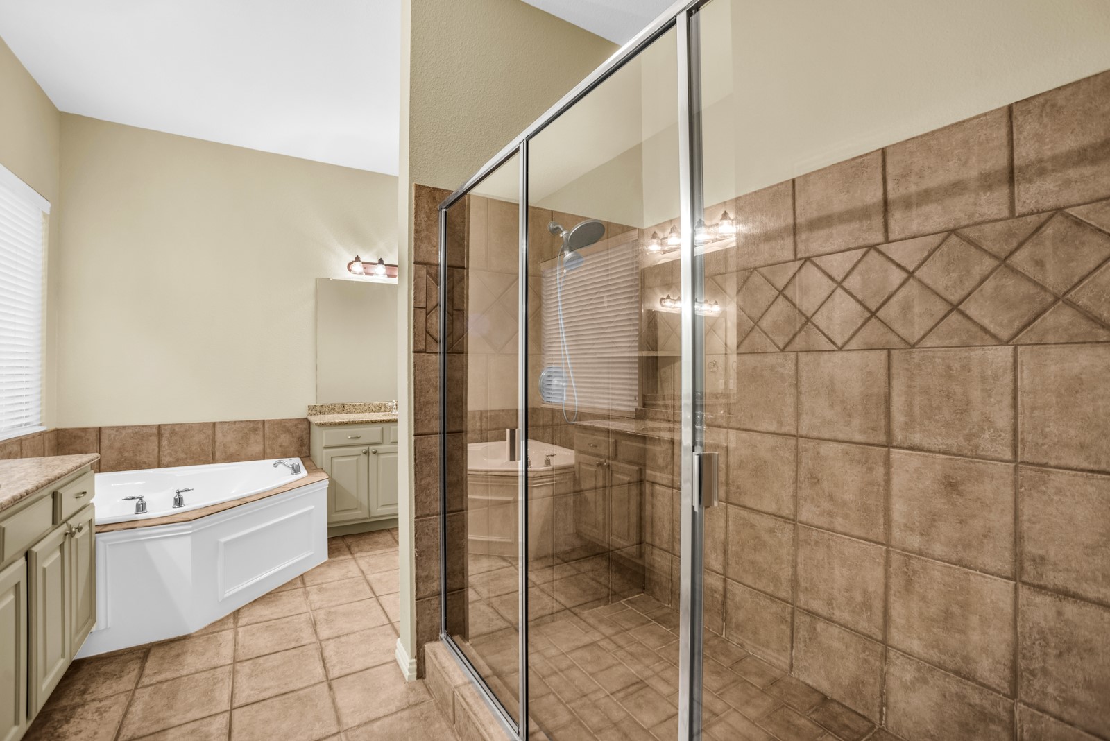 513 Mckinney Trail Fate TX 75087