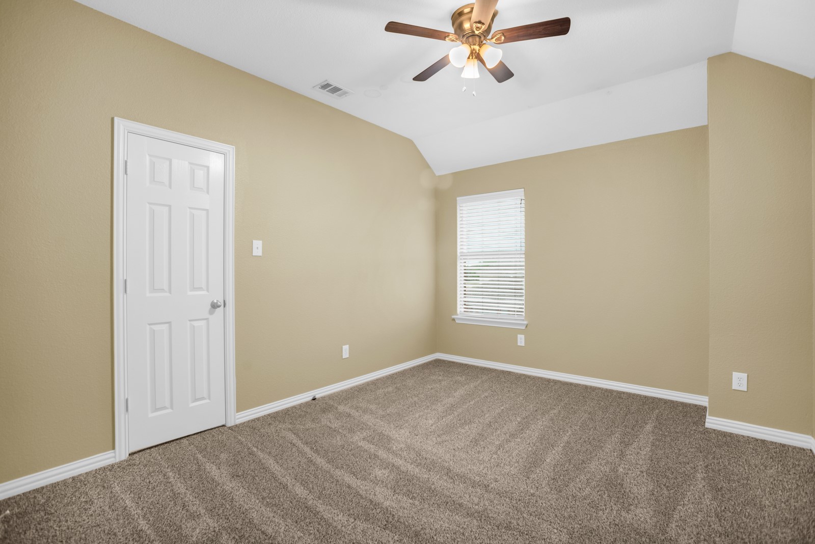 513 Mckinney Trail Fate TX 75087